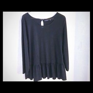 Apt 9 top. Women’s top.